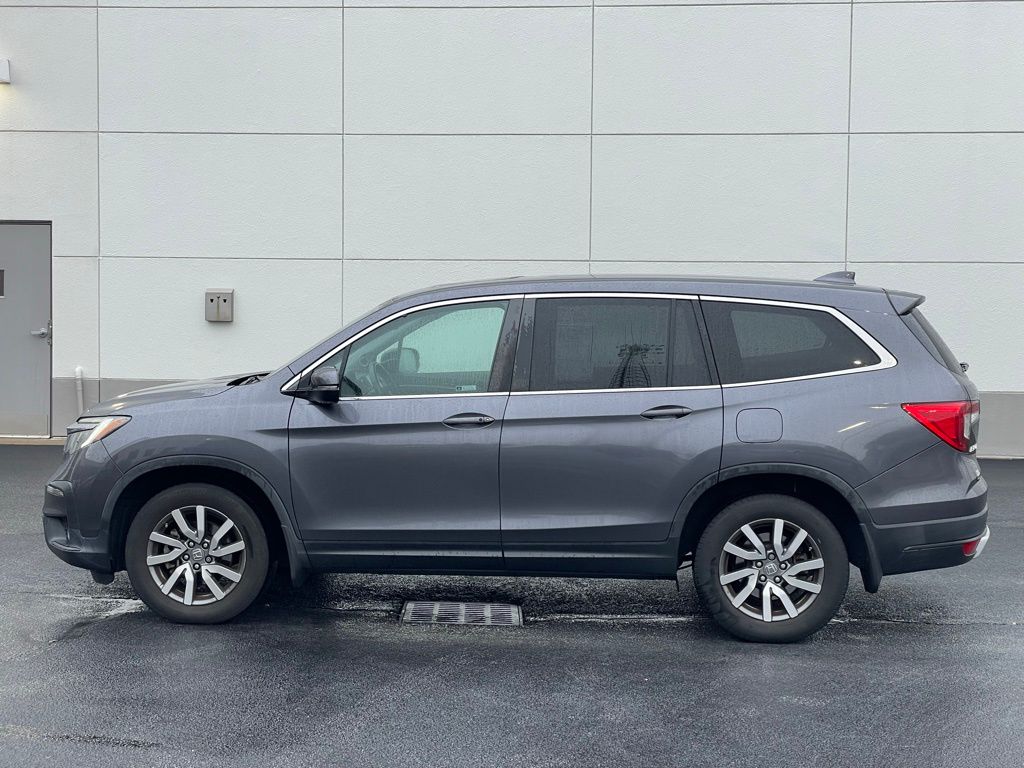 Thumbnail: 2019 Honda Pilot - 2