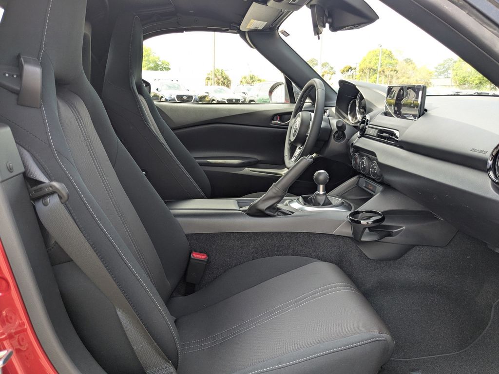 2026 Mazda MX-5 Miata Sport