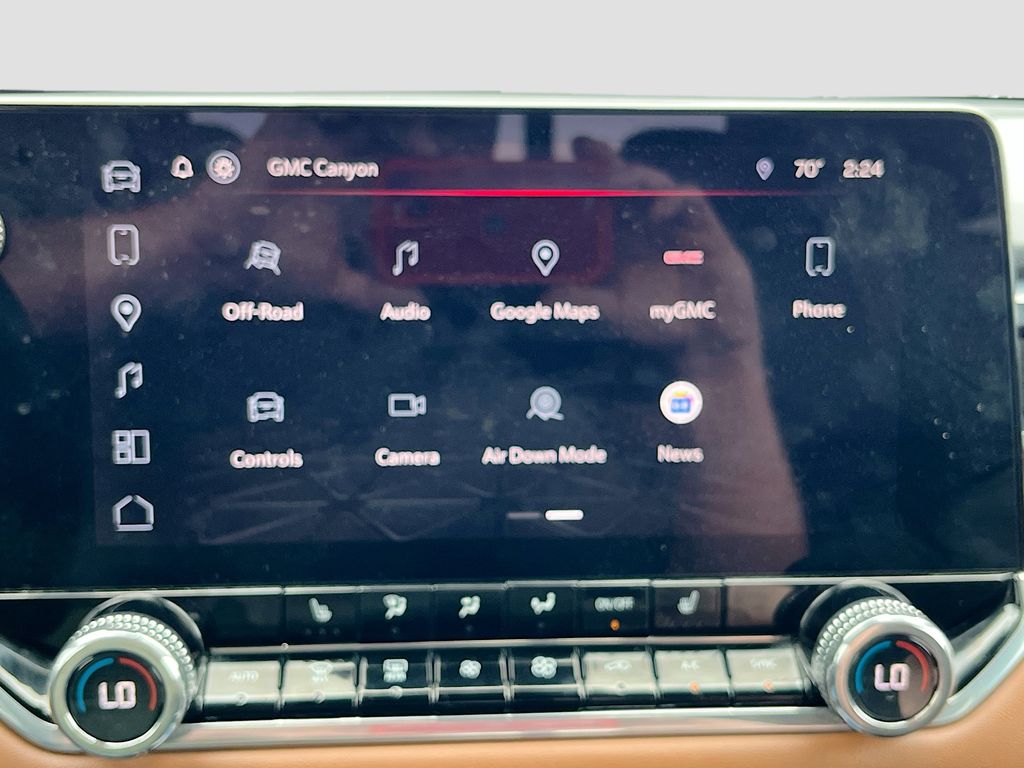 Used 2024 Silver GMC AT4 image 15