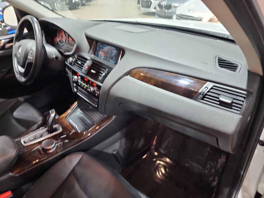 2017 BMW X3 xDrive28i photo