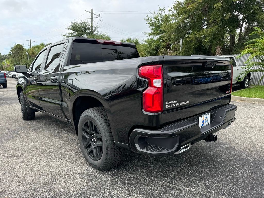 2024 Chevrolet Silverado 1500 RST 6