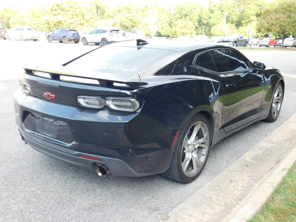 Thumbnail: 2019 Chevrolet Camaro - 4