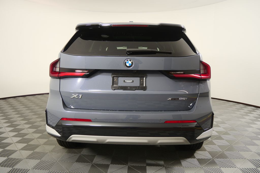 Thumbnail: 2023 BMW X1 - 4