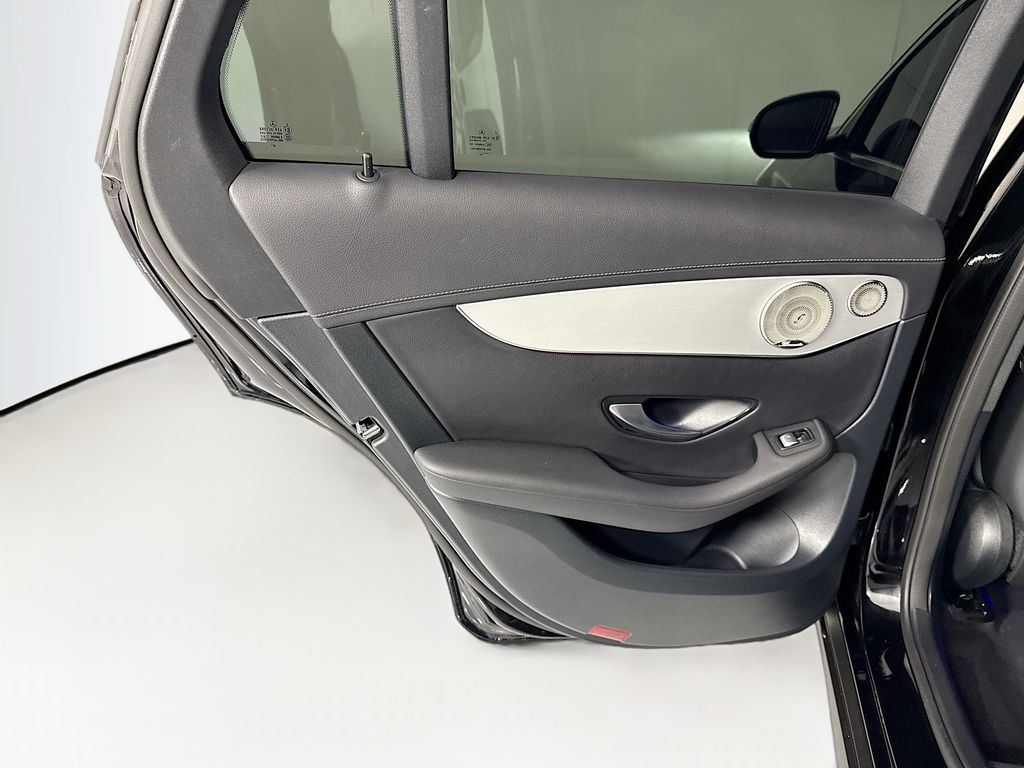 Thumbnail: 2023 Mercedes-Benz GLC - 26