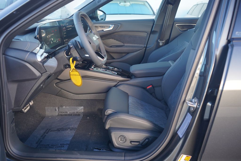 Thumbnail: 2025 Audi S5 - 6