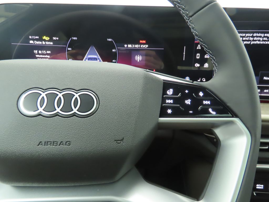 Thumbnail: 2025 Audi Q5 - 13