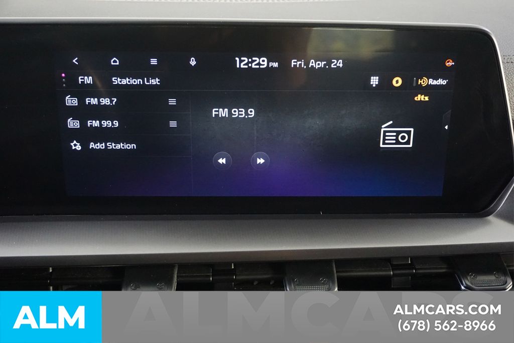 Used 2025 Green Kia S image 41