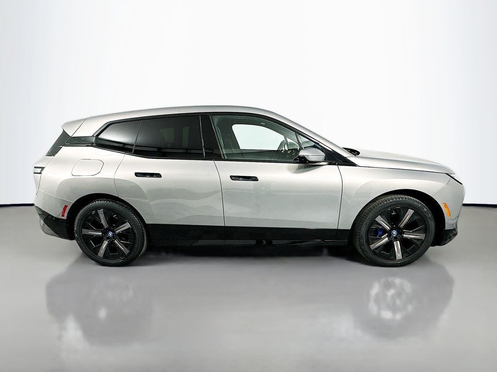 Thumbnail: 2024 BMW iX - 4