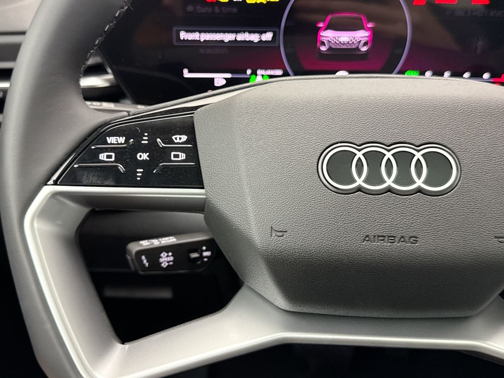Thumbnail: 2025 Audi Q5 - 11
