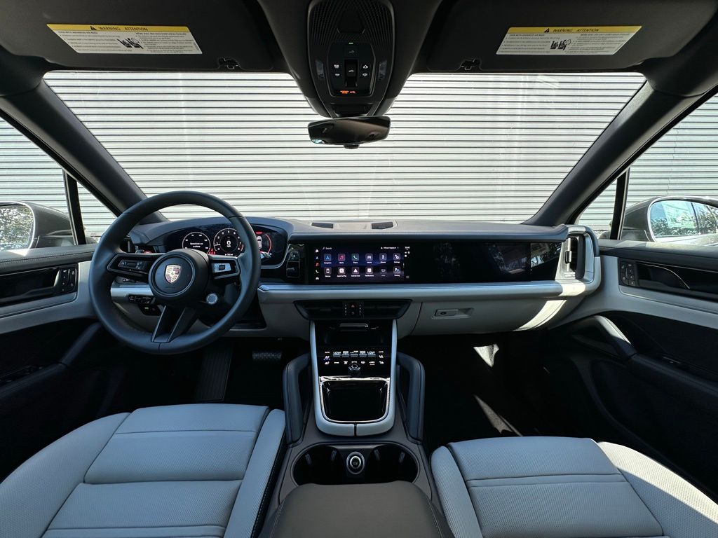 Thumbnail: 2026 Porsche Cayenne - 6