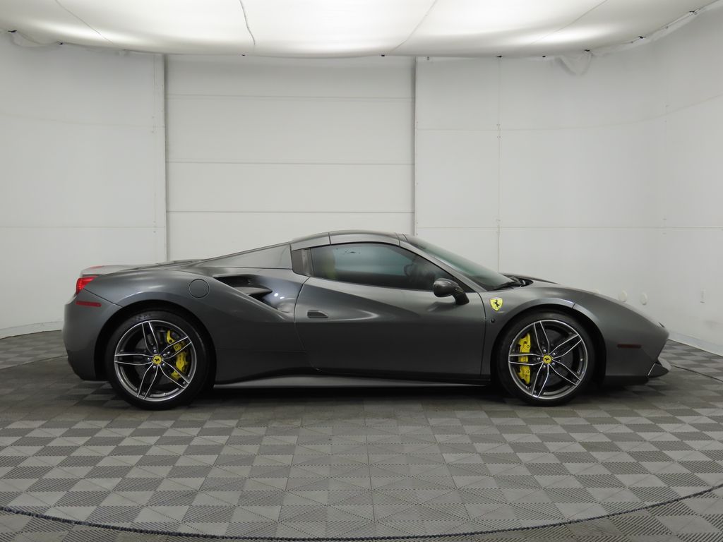 2017 Ferrari 488 Spider 12