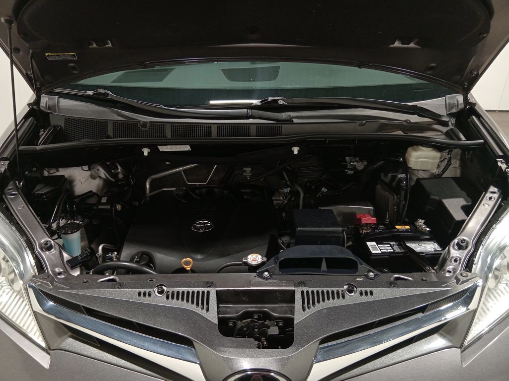 2020 Toyota Sienna XLE