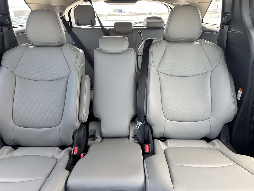 2026 Toyota Sienna XLE Green at Toyota of Kenner