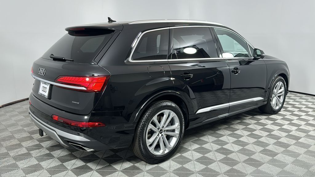 Thumbnail: 2025 Audi Q7 - 5