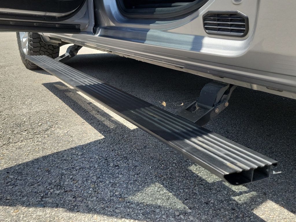 2019 RAM Ram 1500 Pickup Laramie - Photo 11