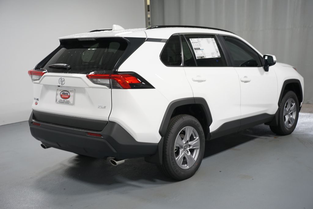 Thumbnail: 2025 Toyota RAV4 - 8