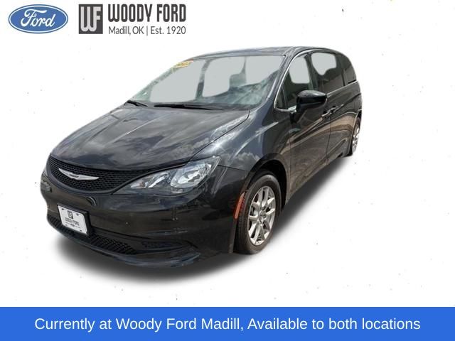 Brilliant Black Crystal Pearlcoat 2023 Chrysler Voyager LX FWD Minivan Front-Wheel Drive 9-Speed Automatic