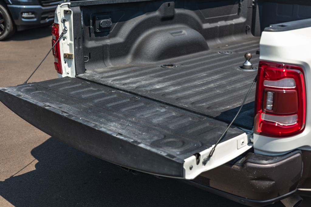 2020 Ram 3500 Laramie Longhorn thumbnail 10