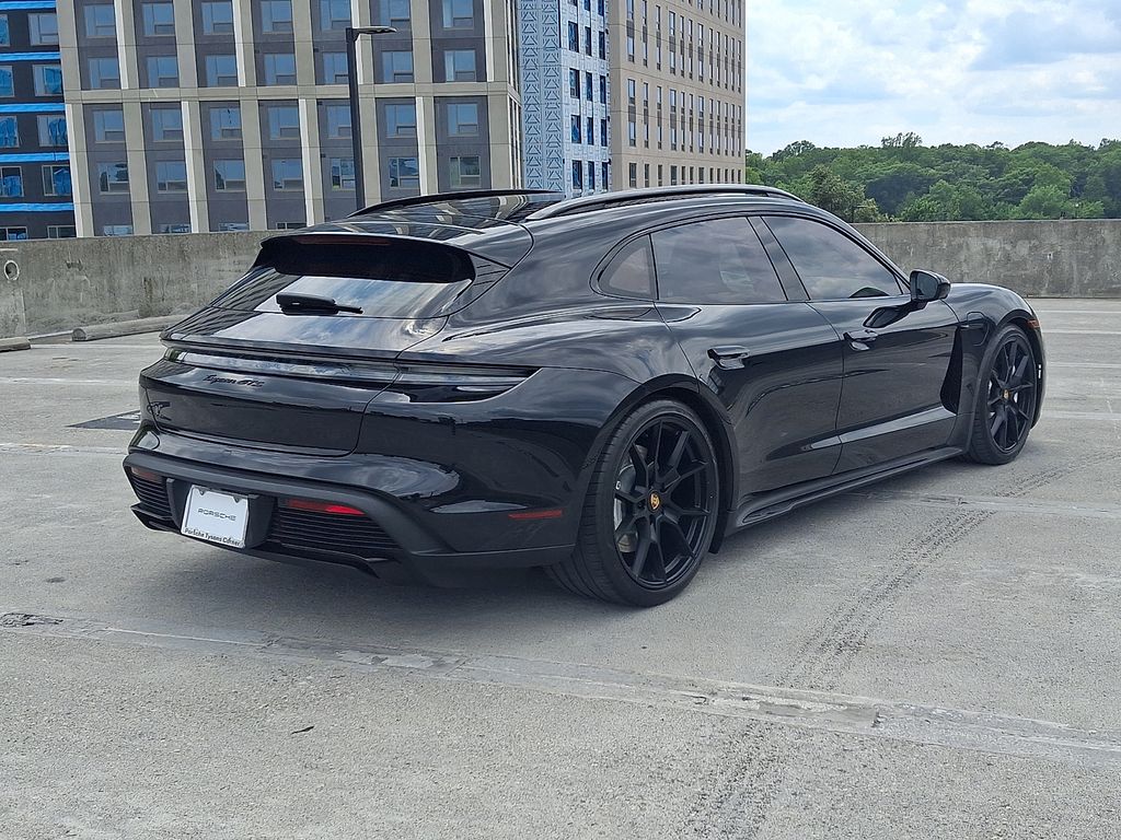Thumbnail: 2024 Porsche Taycan - 8