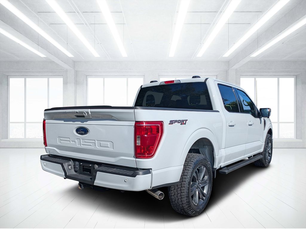 Used 2023 White Ford XLT image 3
