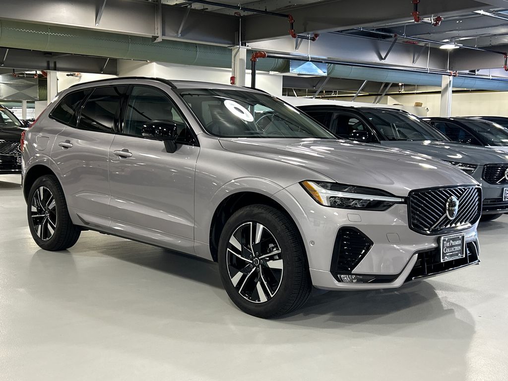 Aurora Silver 2026 Volvo XC60 SUV / Crossover All-Wheel Drive Automatic