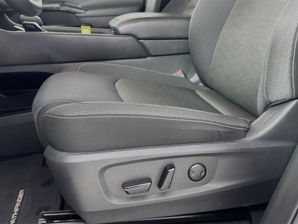 Used Car 2024 Nissan Pathfinder  Sv For Sale Under $30,000 In Austin, Texas