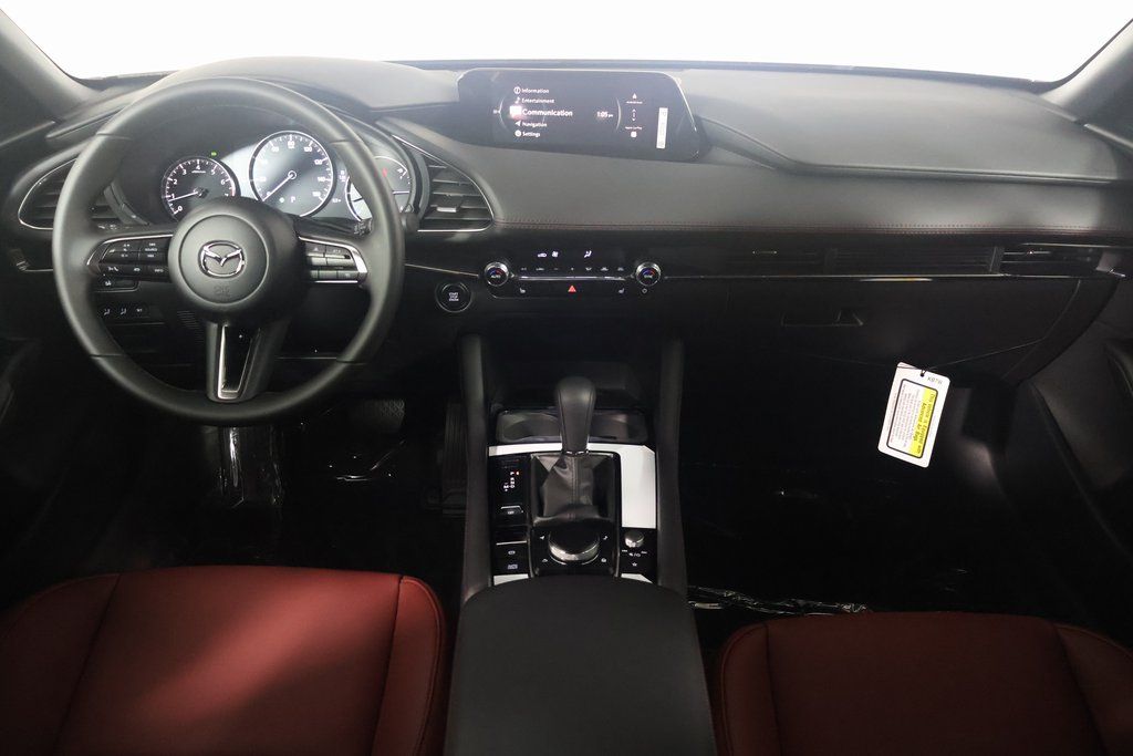 2025 Mazda Mazda3 Carbon Edition 4