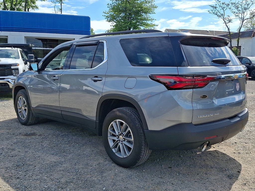 Used 2023 Chevrolet Traverse LT