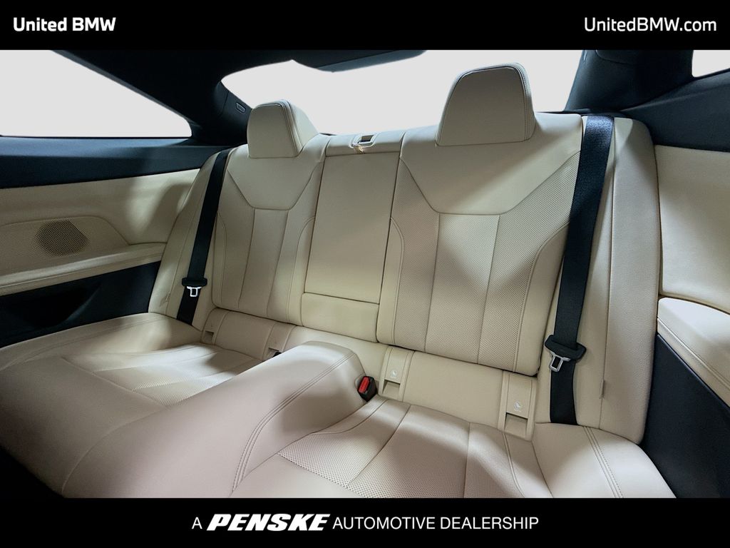 Thumbnail: 2025 BMW 4 Series - 13