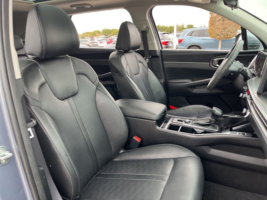 Thumbnail: 2024 Kia Sorento - 28