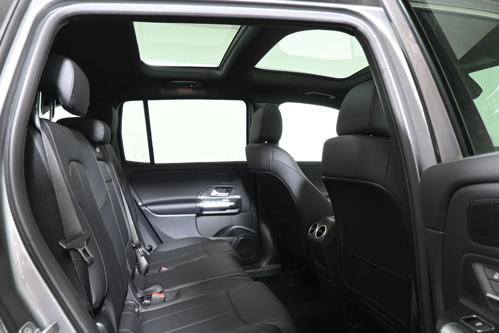 Thumbnail: 2026 Mercedes-Benz GLB - 20