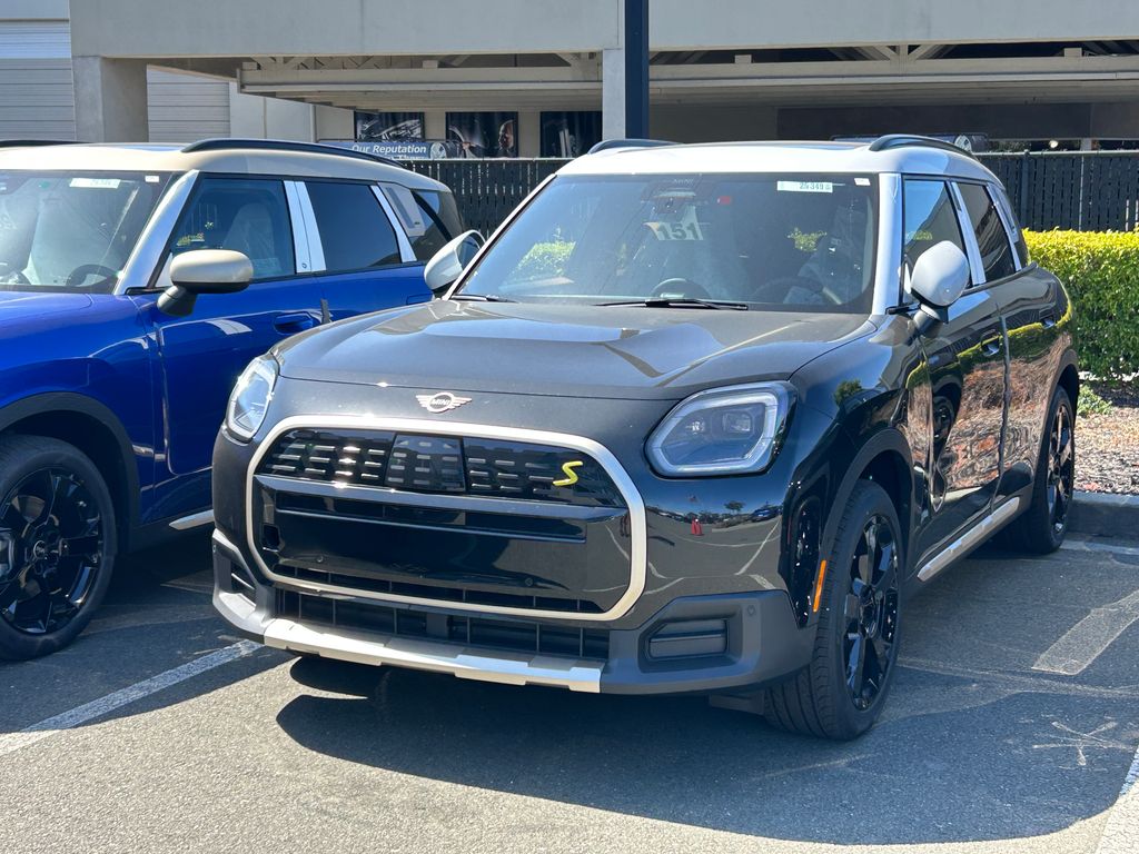Thumbnail: 2025 MINI Cooper Countryman - 2