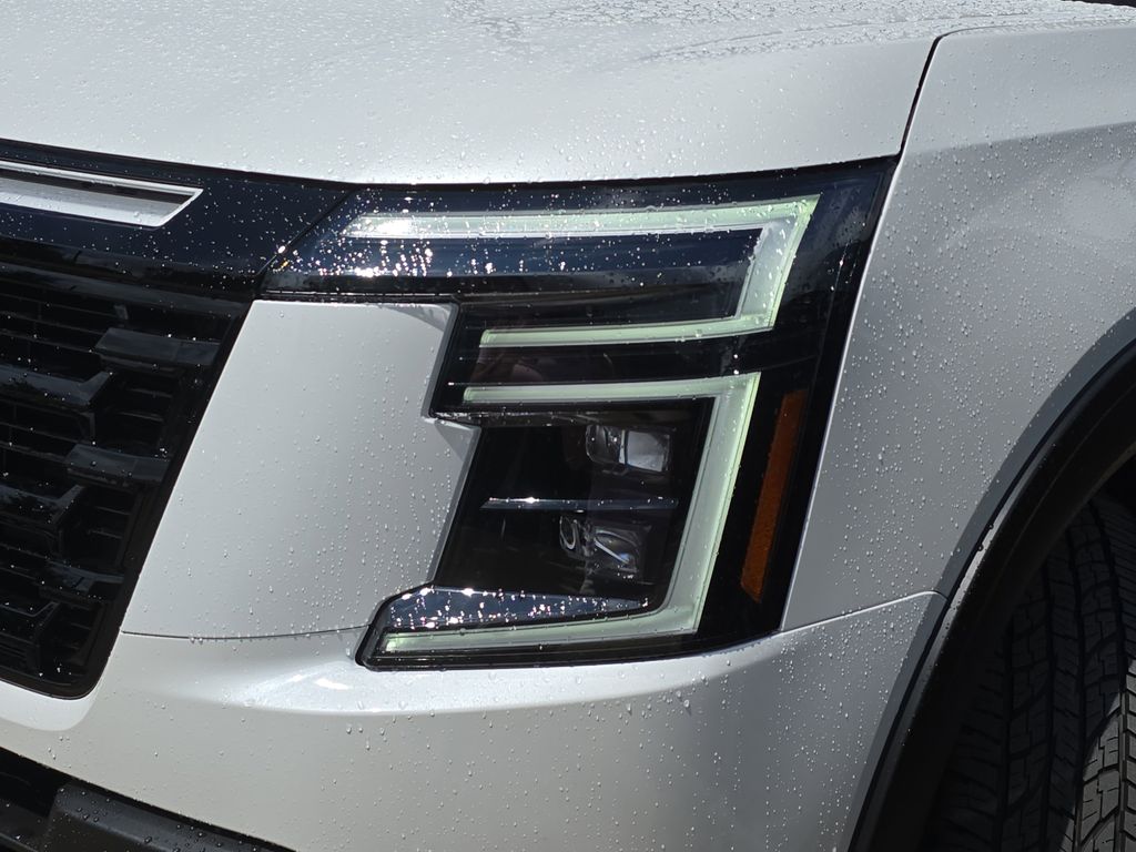 2025 Aspen White Tricoat/Super Black Nissan Armada PRO-4X 4X4 SUV