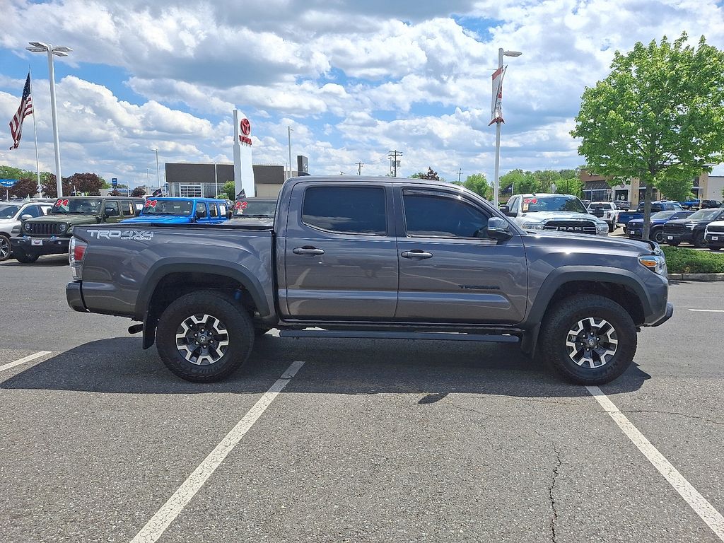 2022 Toyota Tacoma TRD Off-Road 7