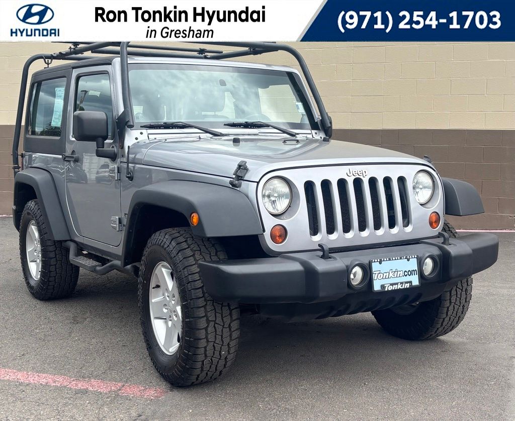 Billet Metallic Clearcoat 2013 Jeep Wrangler SUV / Crossover Four-Wheel Drive 6-Speed Manual