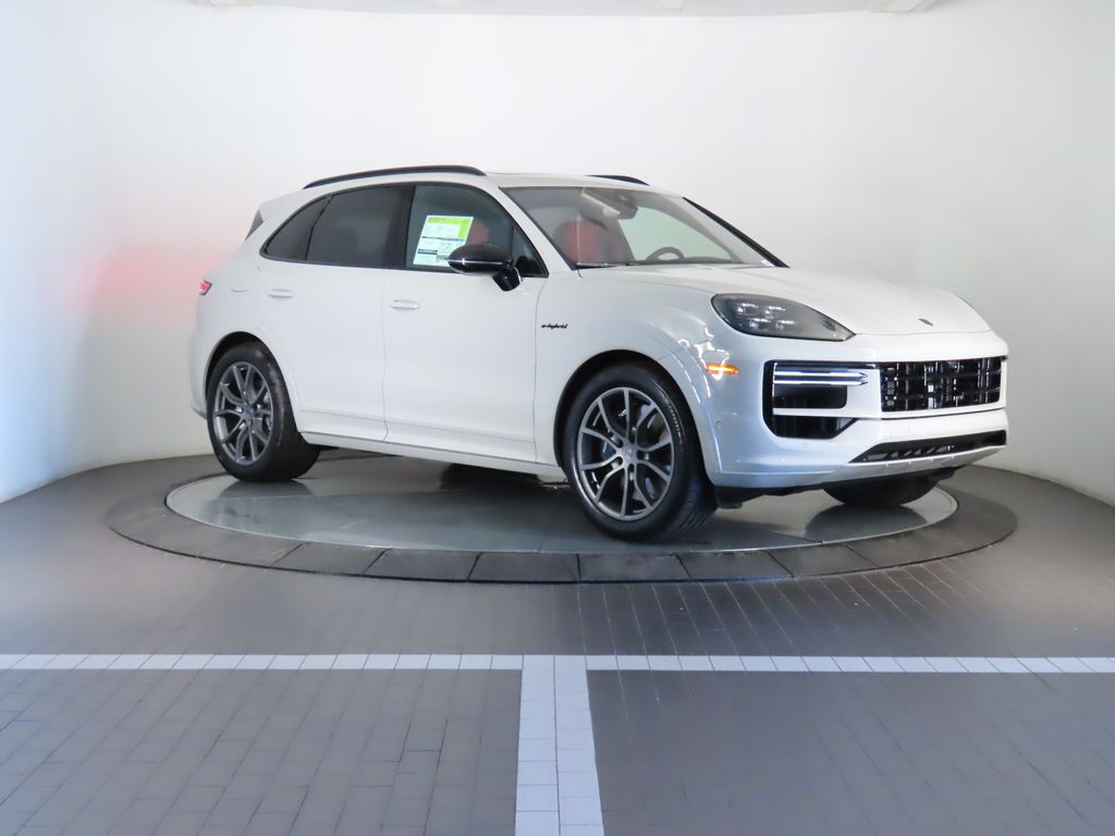 Thumbnail: 2025 Porsche Cayenne - 9