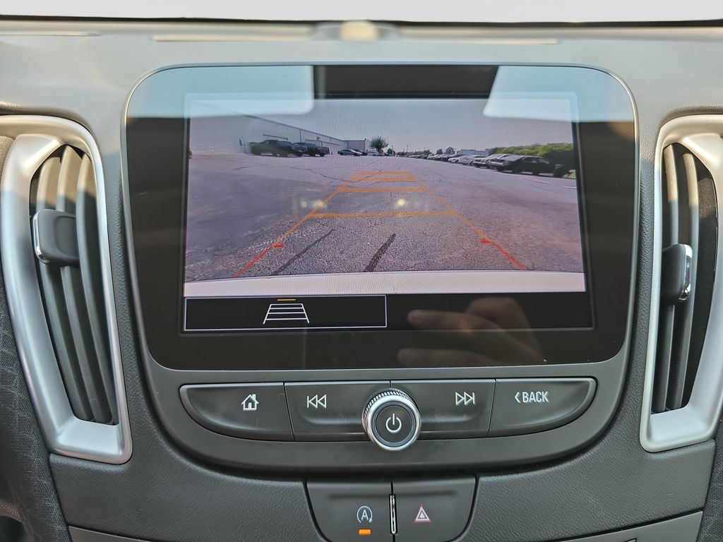 Used 2025 Chevrolet Malibu Sedan
