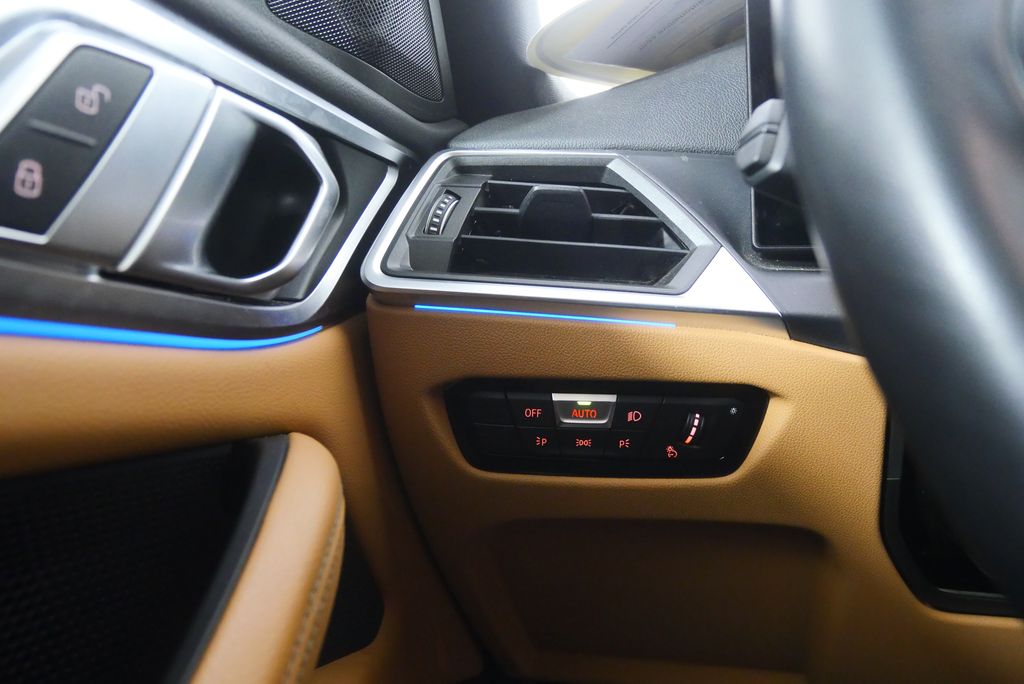 Thumbnail: 2023 BMW i4 - 20