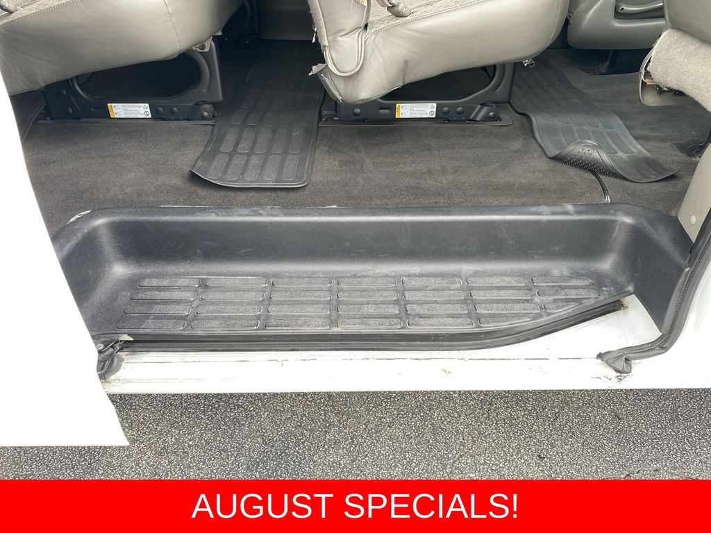 Used 2025 Chevrolet Express 3500 Van
