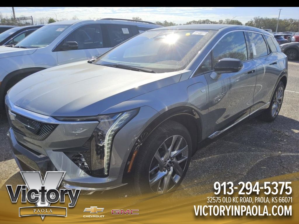 Argent Silver Metallic 2025 Cadillac OPTIQ Luxury 1 AWD SUV / Crossover All-Wheel Drive 1-Speed Automatic