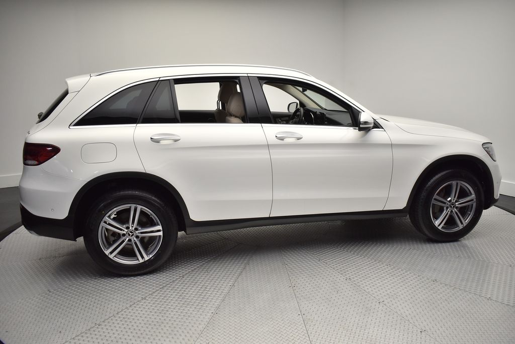 Thumbnail: 2022 Mercedes-Benz GLC - 4