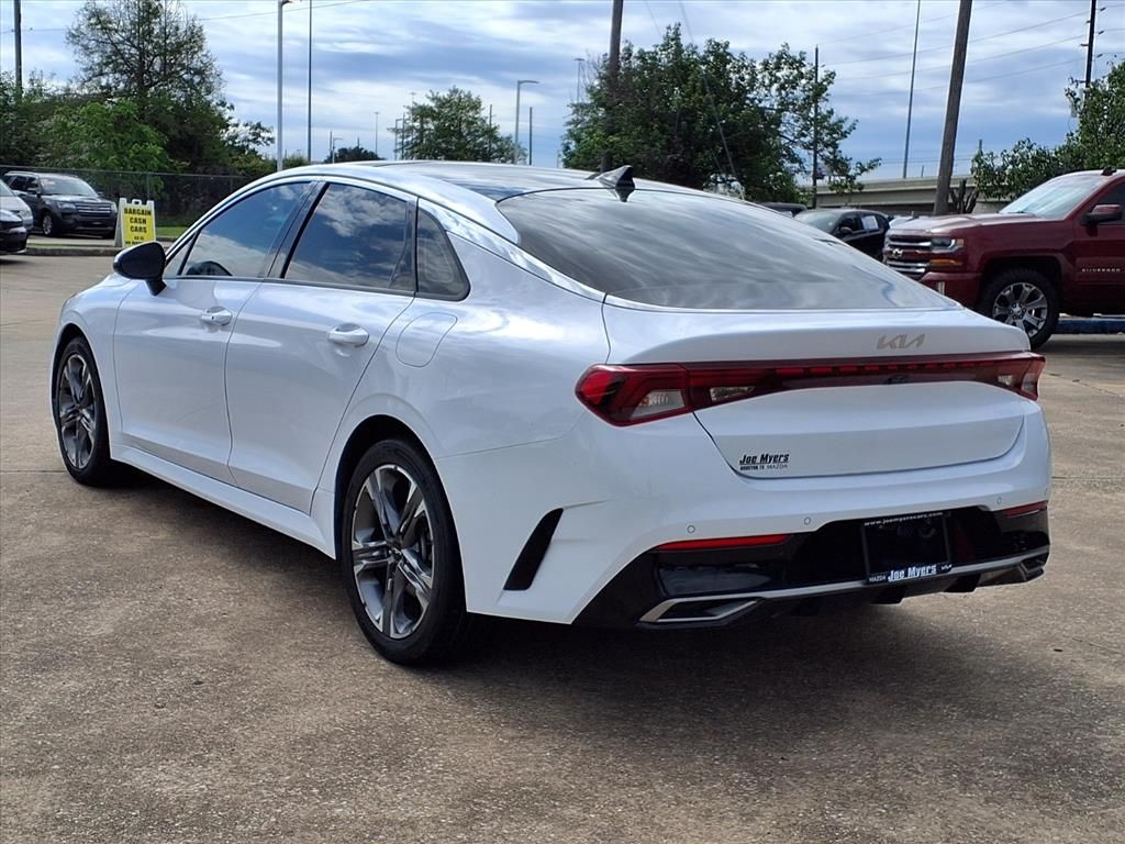 2022 Kia K5 EX - 1