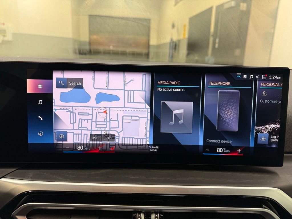 Thumbnail: 2023 BMW 3 Series - 16