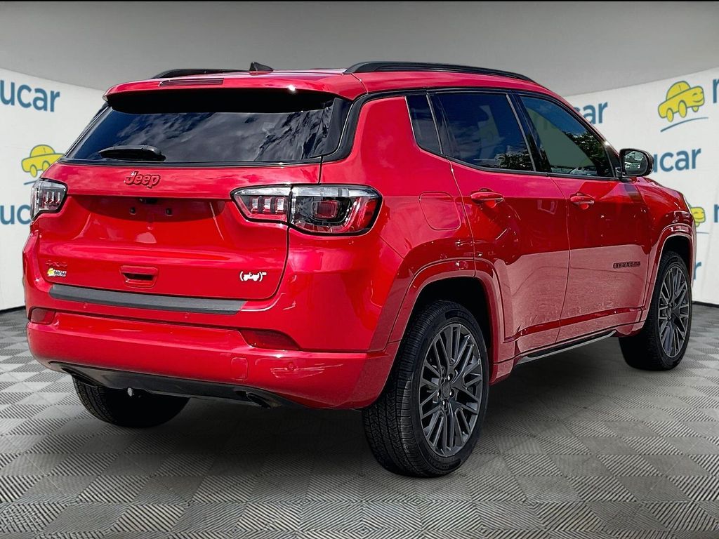 2023 Jeep Compass — photo 6