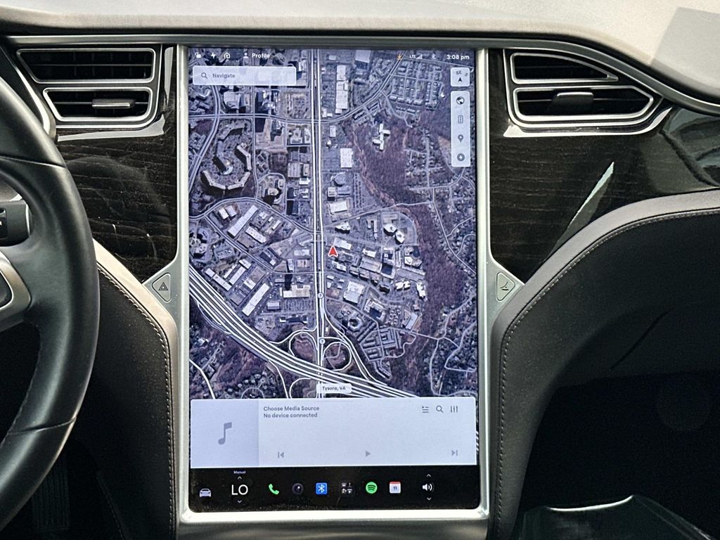 Thumbnail: 2016 Tesla Model S - 19