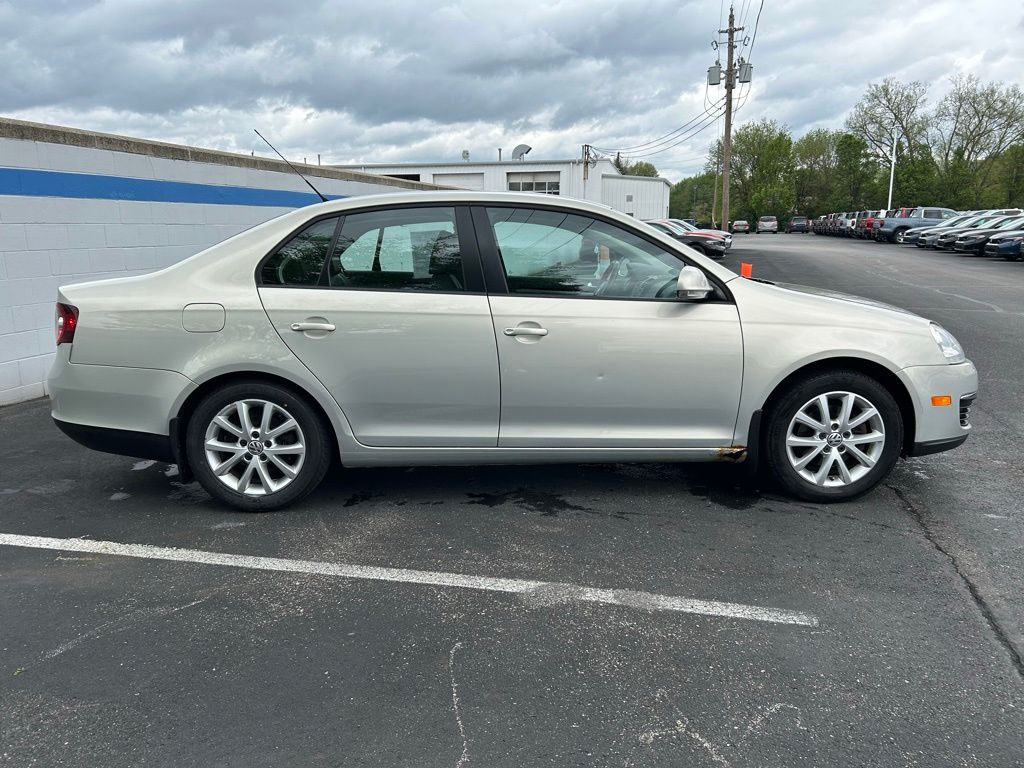 2010 Volkswagen Jetta Limited Edition 6