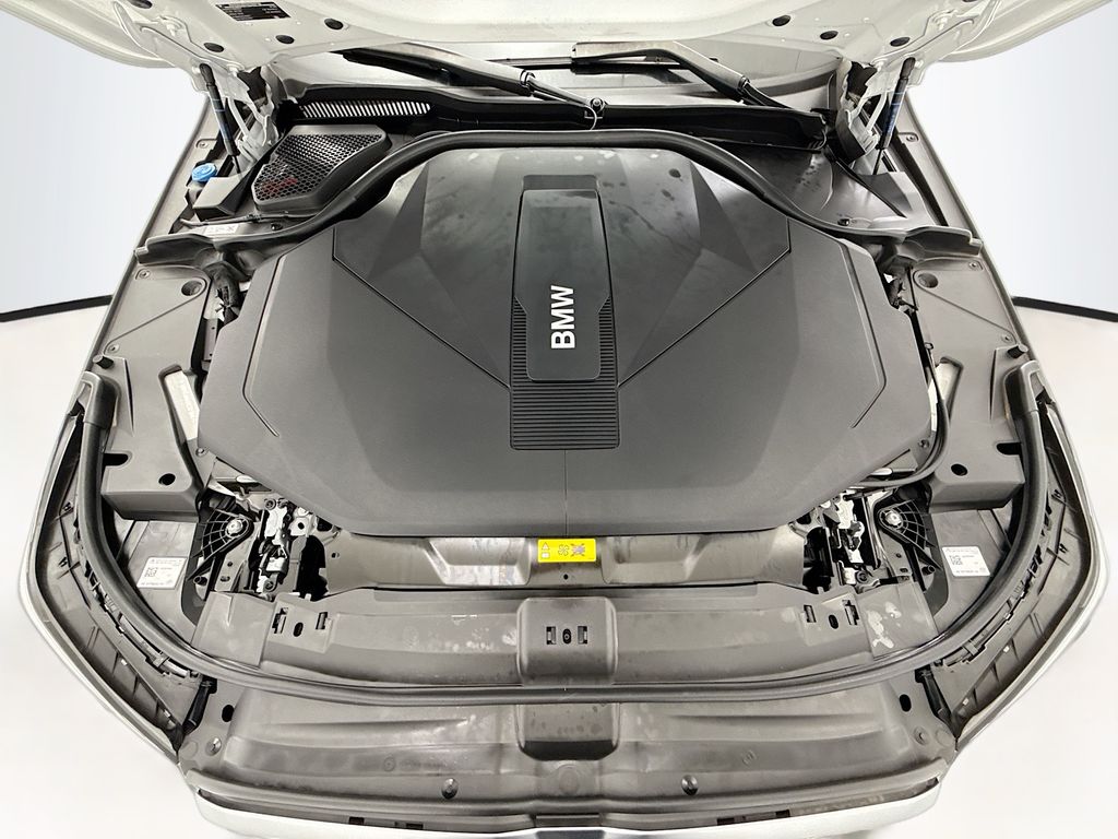 Thumbnail: 2026 BMW i5 - 28