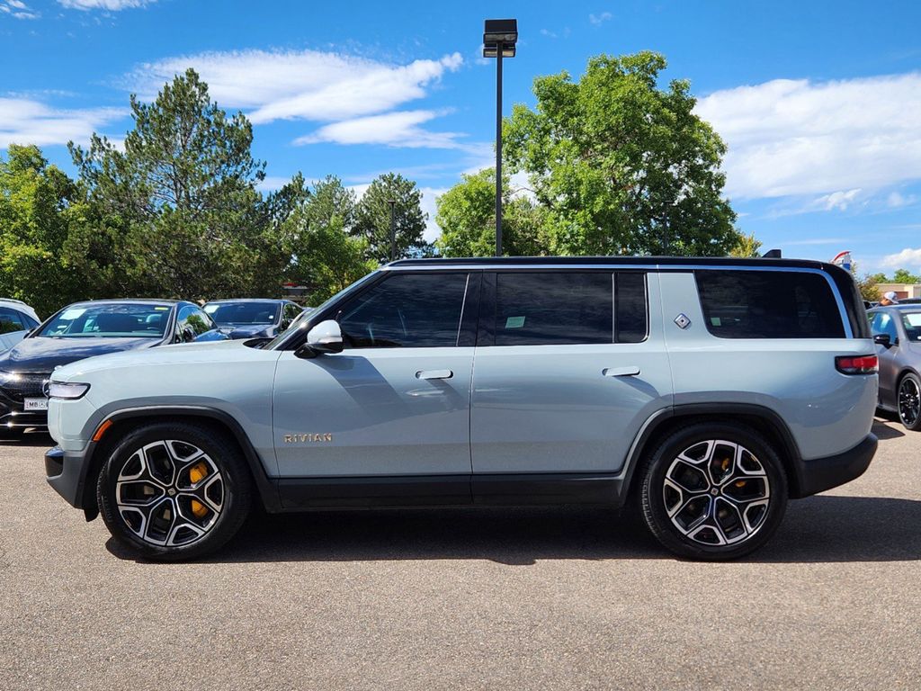 2022 Rivian R1S Launch Edition 4