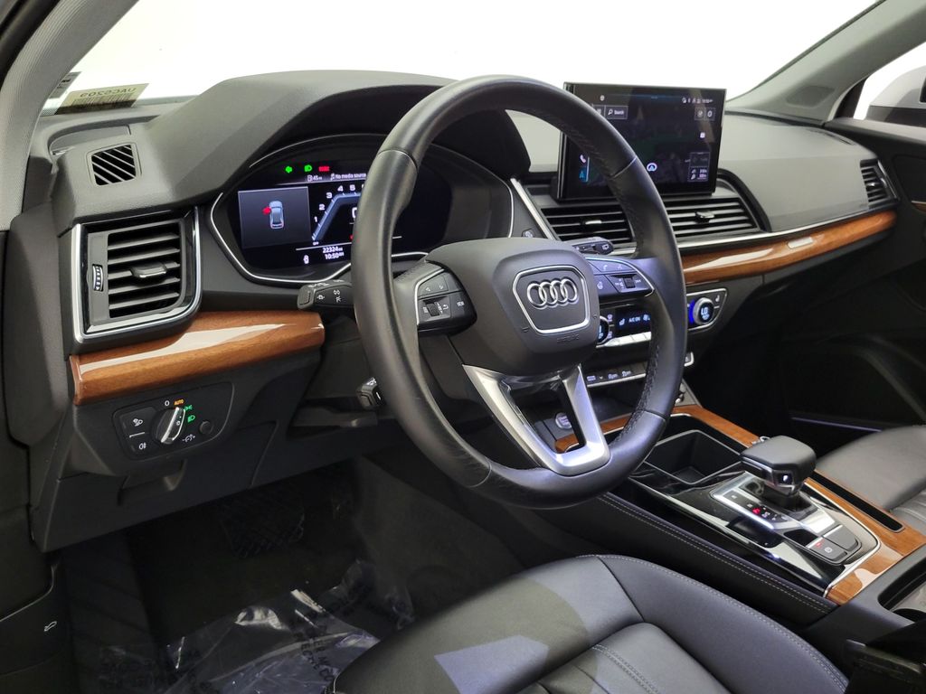 Thumbnail: 2023 Audi Q5 - 27