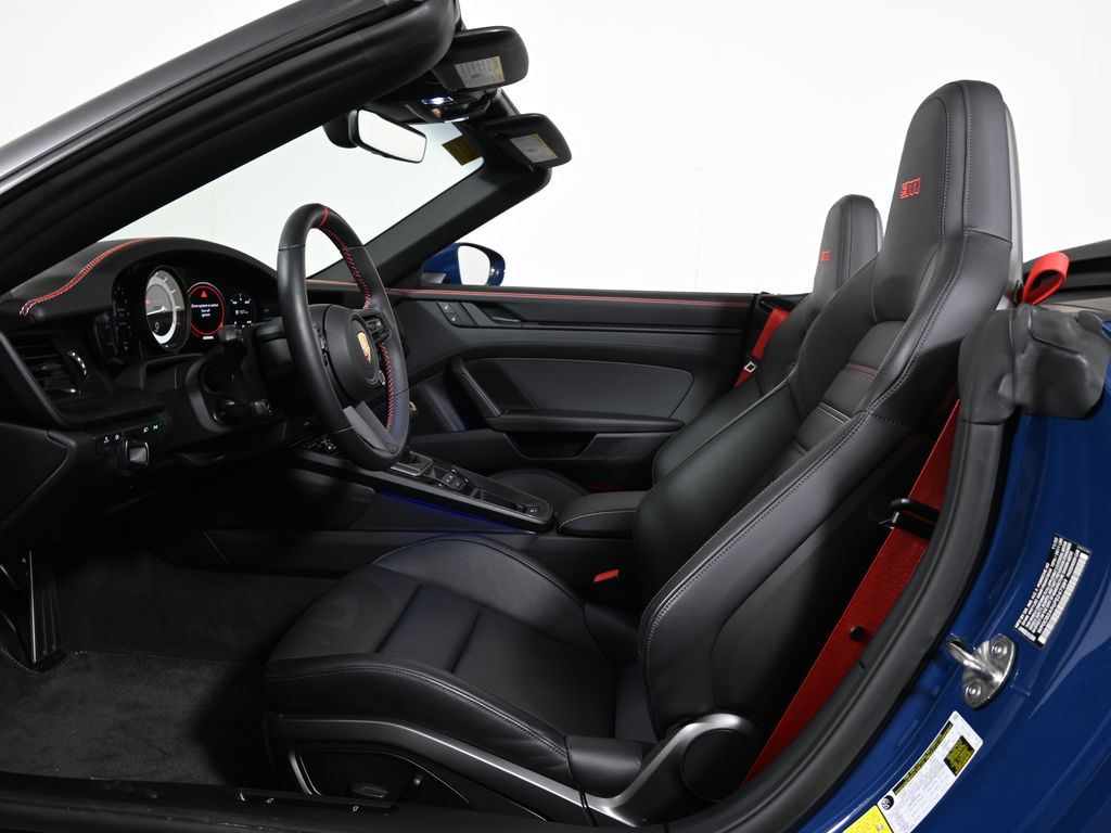 Thumbnail: 2023 Porsche 911 - 5